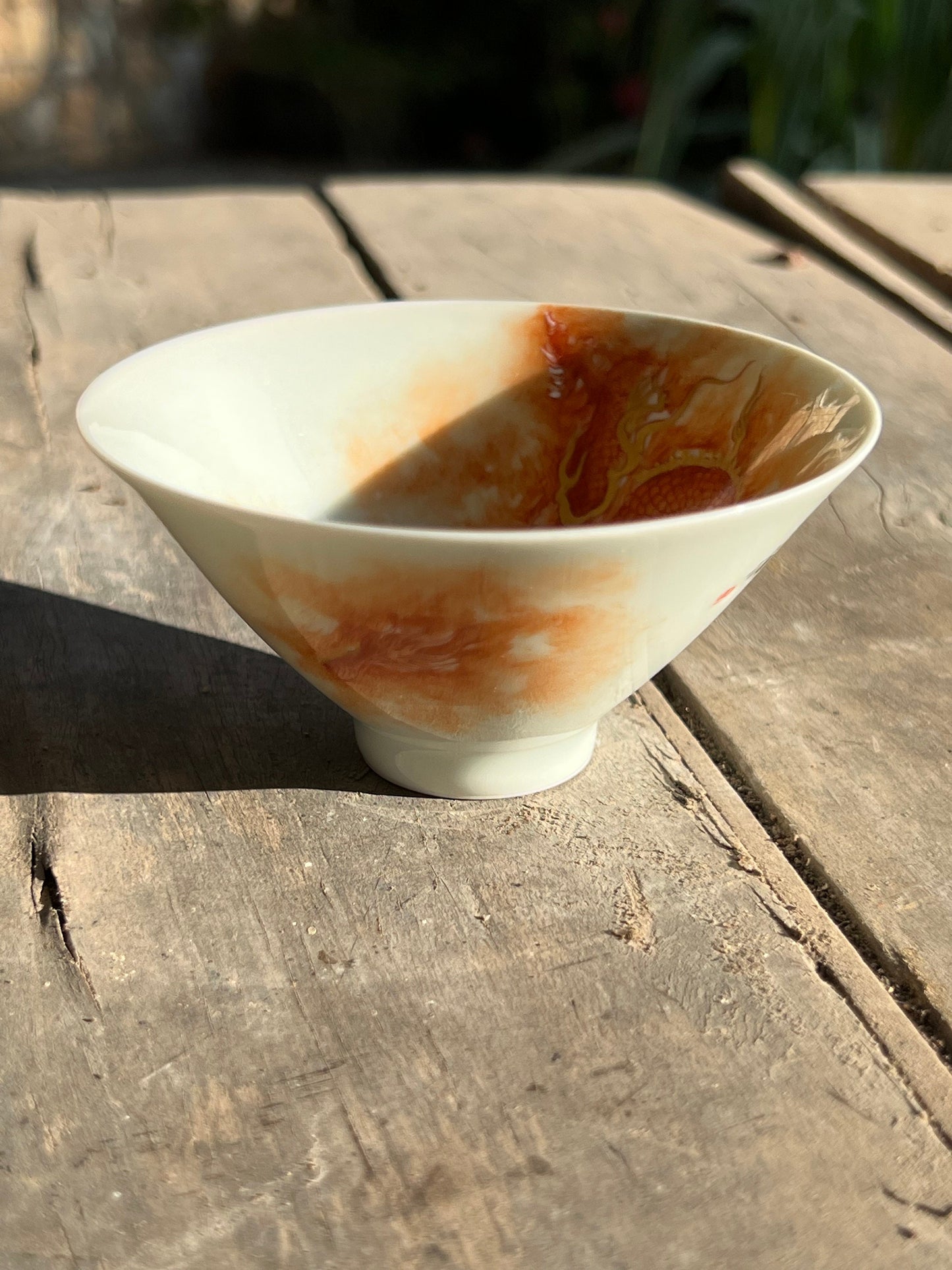 this is a Chinese Jingdezhen alum red dragon teacup.this is a ceramic teacup