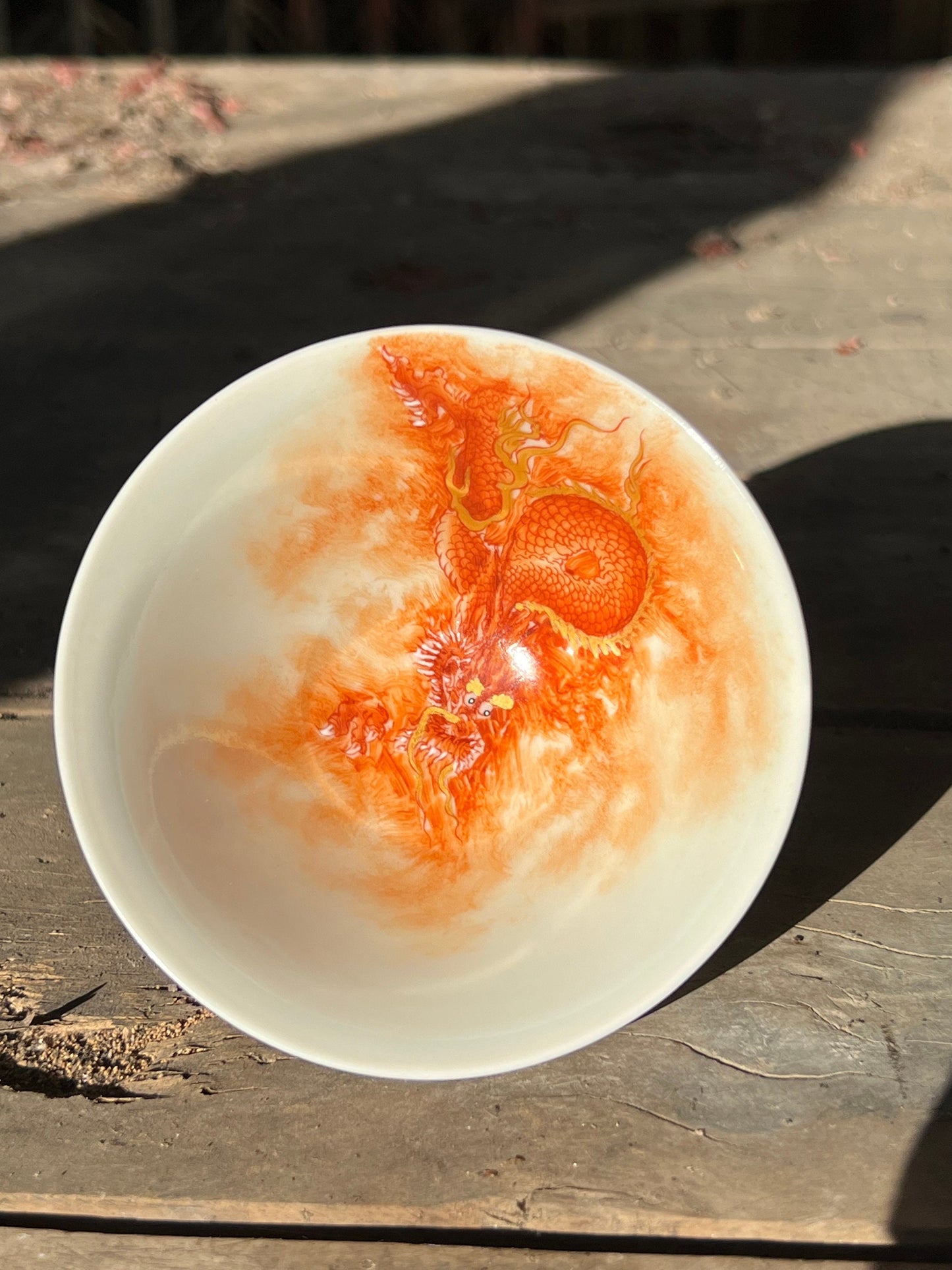 this is a Chinese Jingdezhen alum red dragon teacup.this is a ceramic teacup