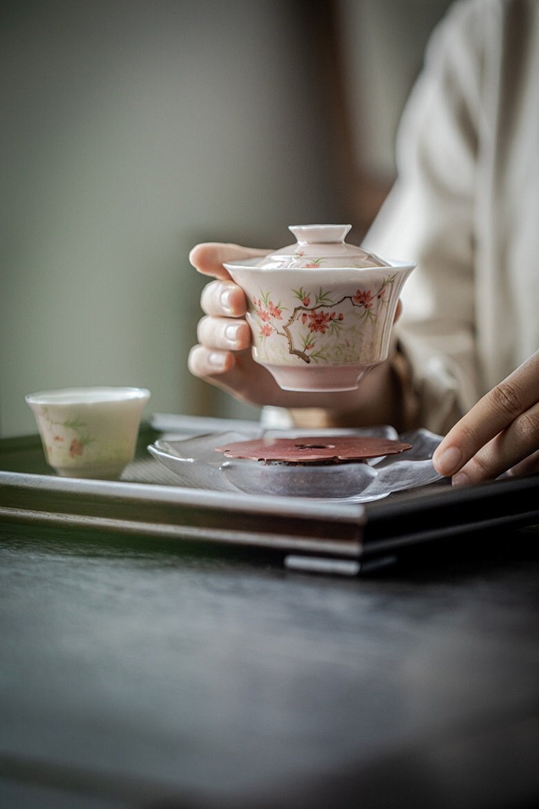 Chinese Jingdezhen Gaiwan Handpaited Pink Wisteria Pattern Teaware Teapot Chinese Master Pottery Ceramic Japanese Ceramic